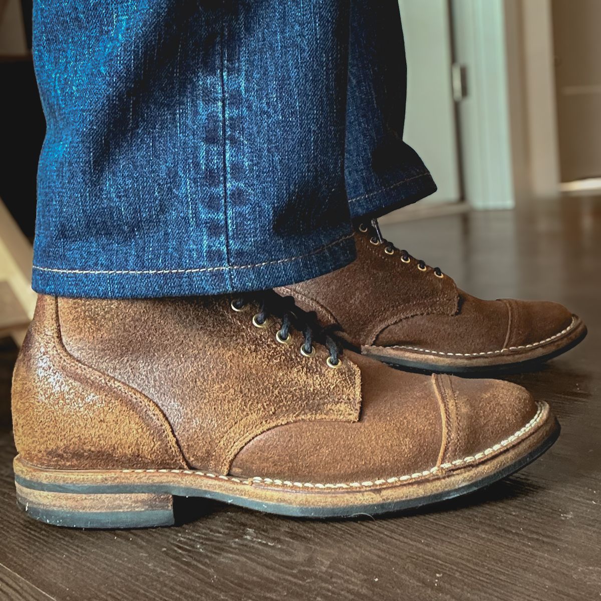 Photo by stuntman on March 5, 2025 of the Viberg Service Boot in Horween Natural Waxed Flesh.