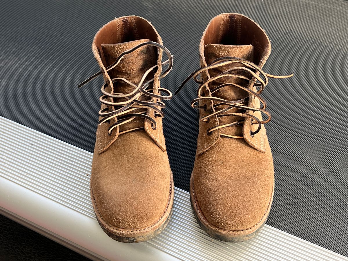 Photo by stuntman on February 3, 2024 of the Oak Street Bootmakers Field Boot in Horween Natural Chromexcel Roughout.