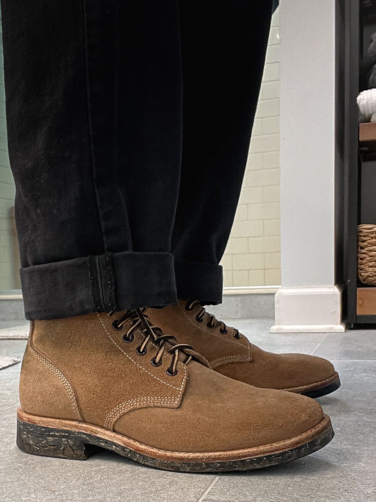 Photo by stuntman on February 7, 2024 of the Oak Street Bootmakers Field Boot in Horween Natural Chromexcel Roughout.