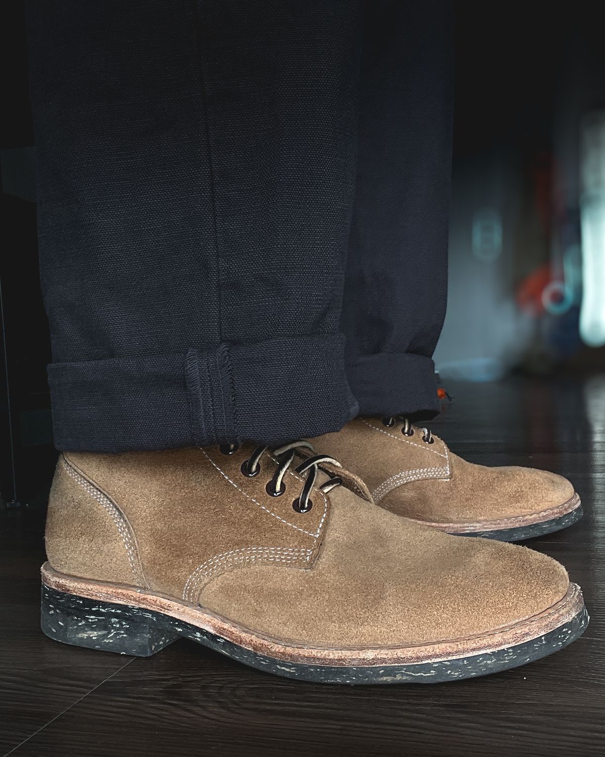 Photo by stuntman on November 2, 2024 of the Oak Street Bootmakers Field Boot in Horween Natural Chromexcel Roughout.