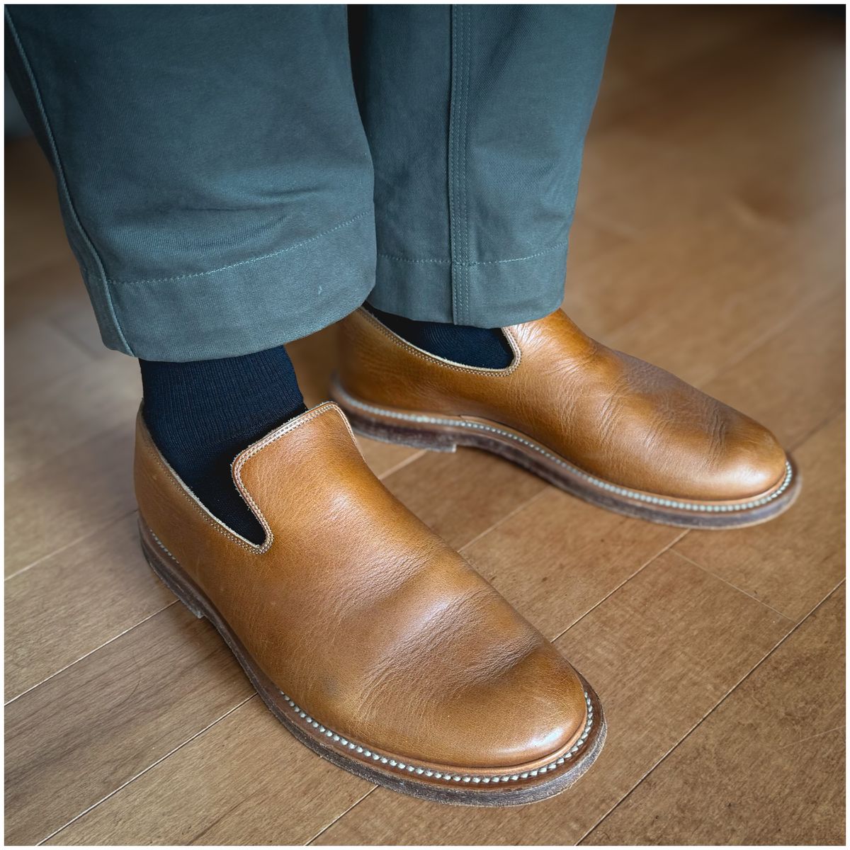 Photo by stuntman on September 13, 2025 of the Viberg Slipper in CF Stead Noix Eco Grain.