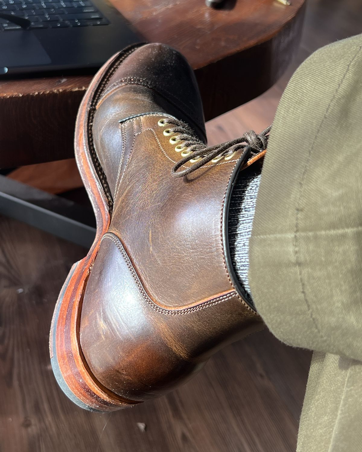 Photo by stuntman on November 2, 2024 of the Viberg Service Boot BCT in Gallun Caper Viking Calf.