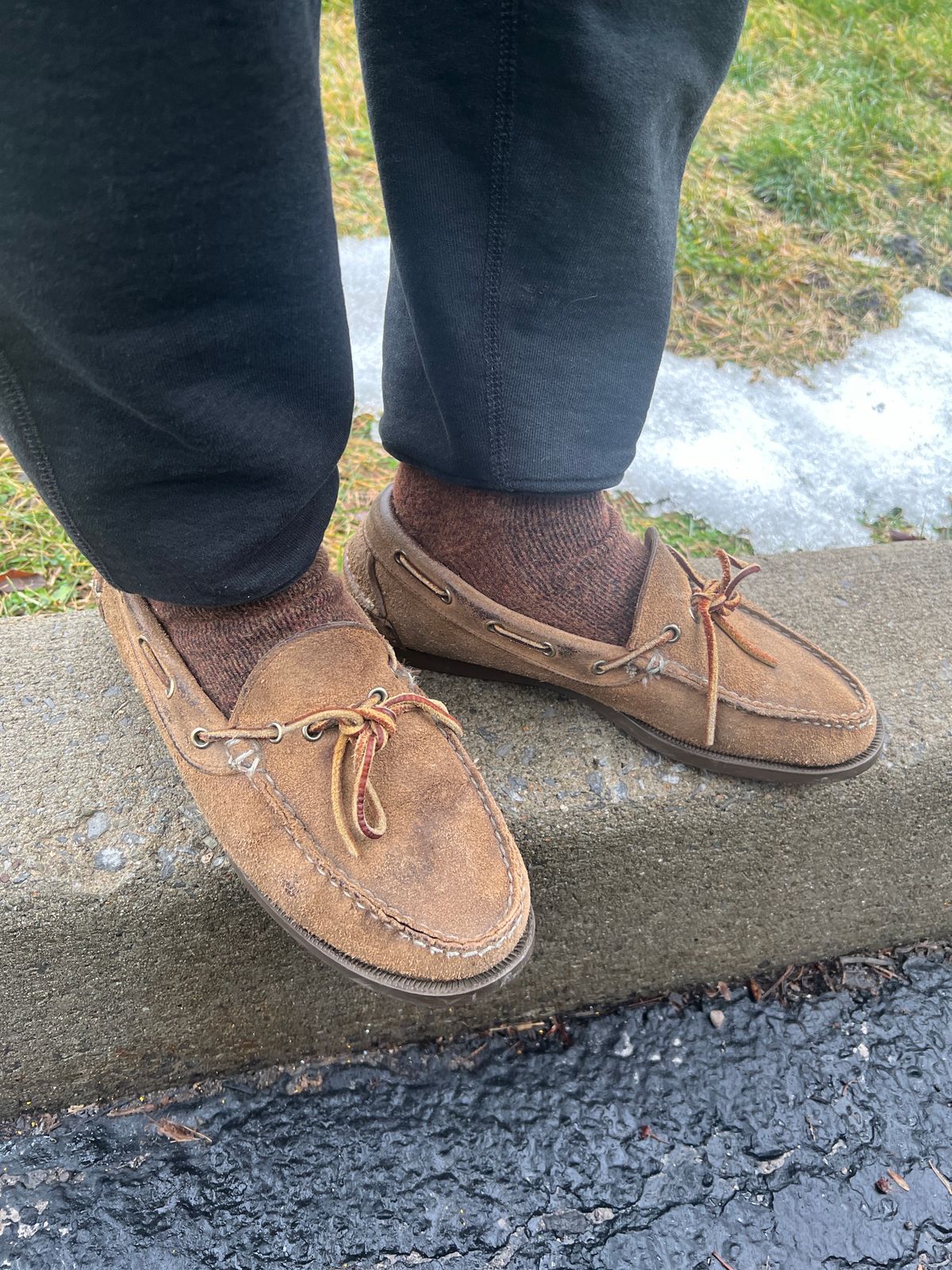 Photo by stuntman on January 27, 2024 of the Oak Street Bootmakers Camp Moc in Horween Natural Chromexcel Roughout.