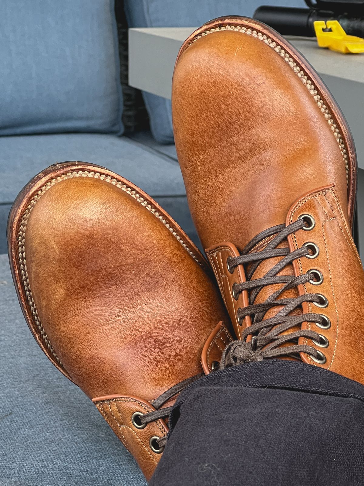 Photo by stuntman on October 23, 2023 of the Viberg Service Boot in Shinki Cognac Latigo Horsehide.