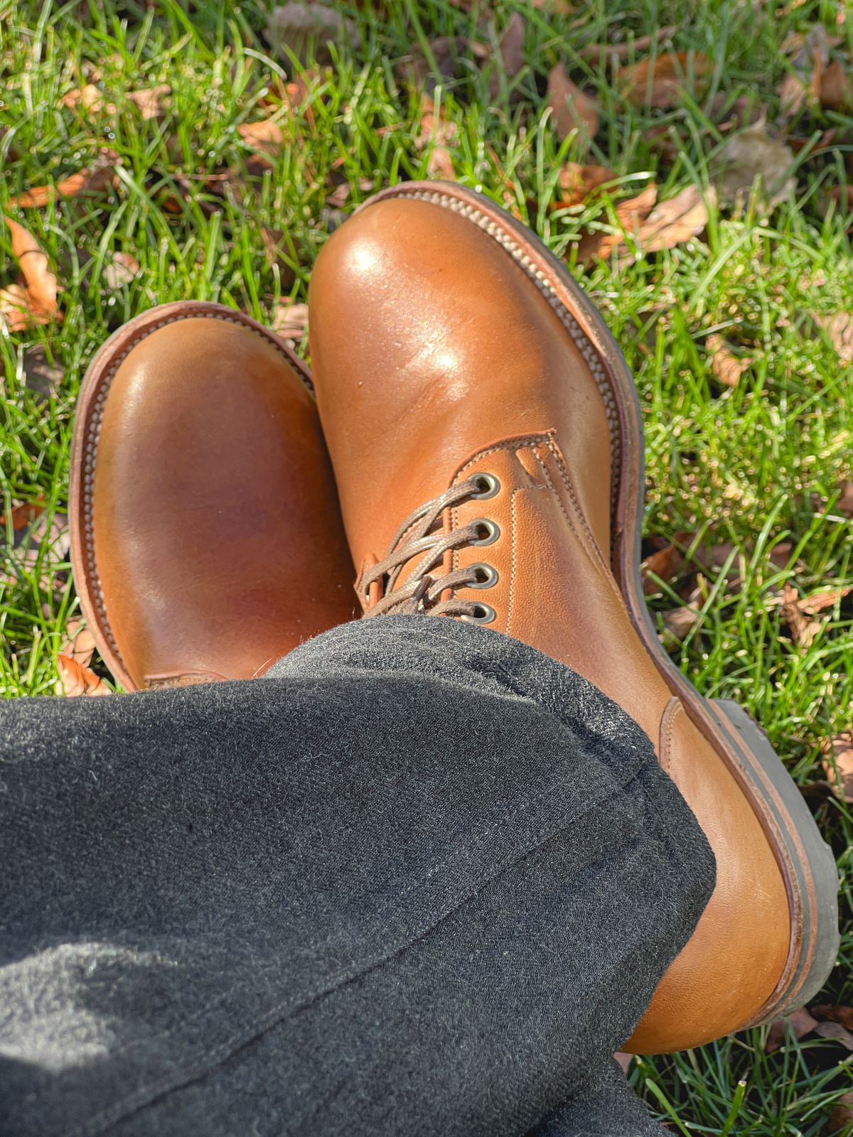 Photo by stuntman on November 5, 2023 of the Viberg Service Boot in Shinki Cognac Latigo Horsehide.