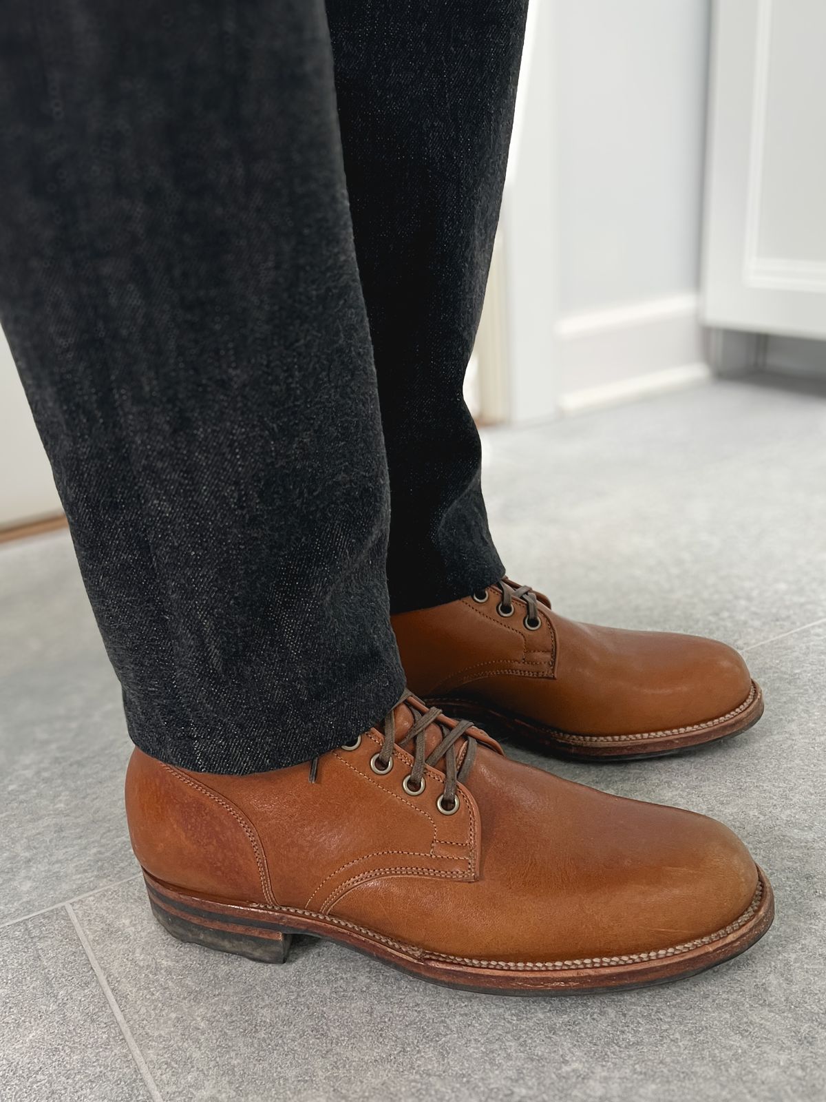 Photo by stuntman on January 27, 2024 of the Viberg Service Boot in Shinki Cognac Latigo Horsehide.