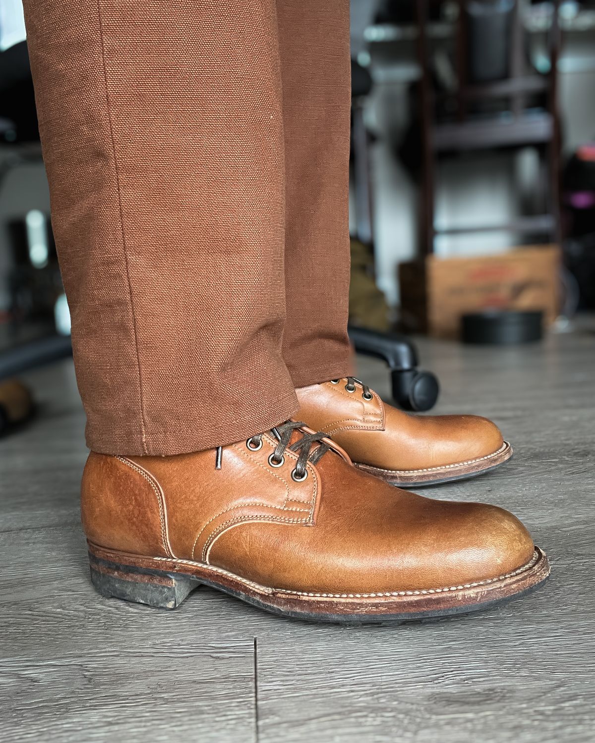 Photo by stuntman on May 15, 2024 of the Viberg Service Boot in Shinki Cognac Latigo Horsehide.