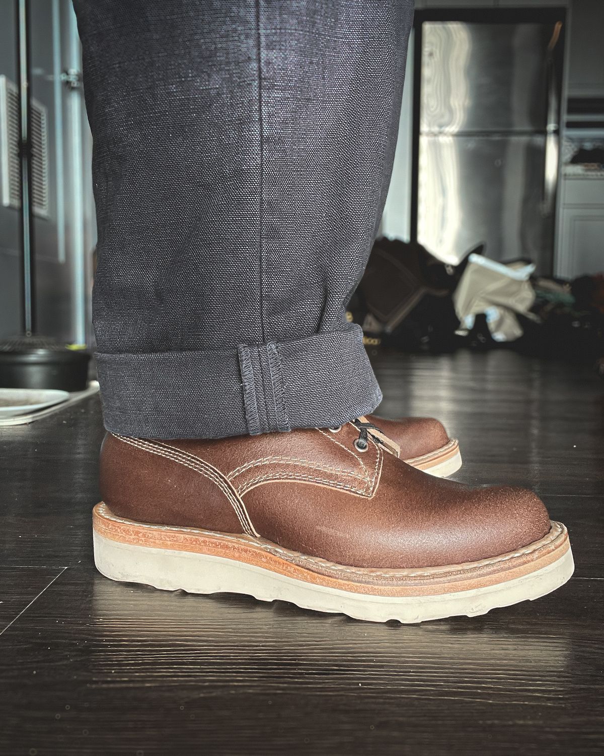 Photo by stuntman on November 29, 2024 of the White's 350 Cruiser in Horween Natural Waxed Flesh.