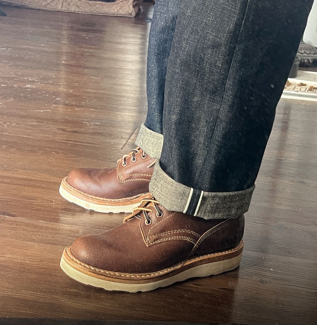 Photo by stuntman on December 22, 2024 of the White's 350 Cruiser in Horween Natural Waxed Flesh.