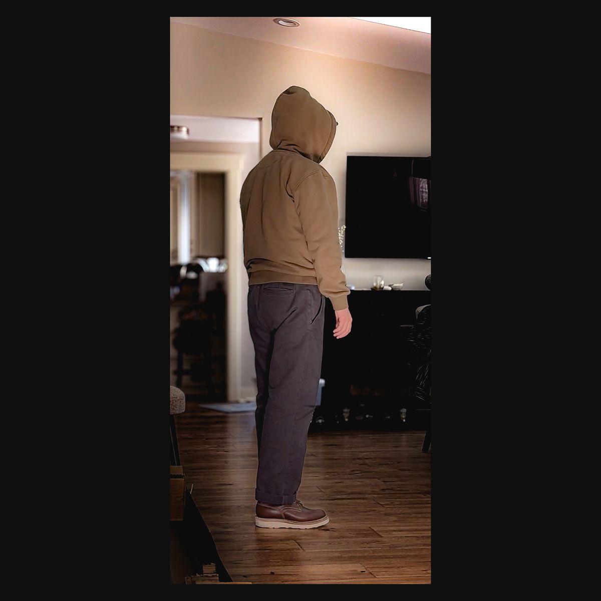 Photo by stuntman on February 7, 2025 of the White's 350 Cruiser in Horween Natural Waxed Flesh.