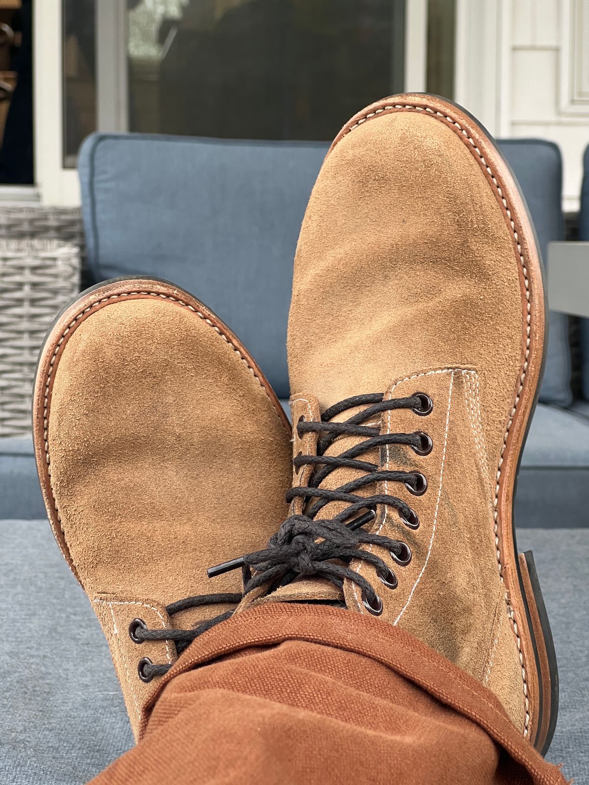 Photo by stuntman on October 25, 2023 of the Oak Street Bootmakers Field Boot in Horween Natural Chromexcel Roughout.