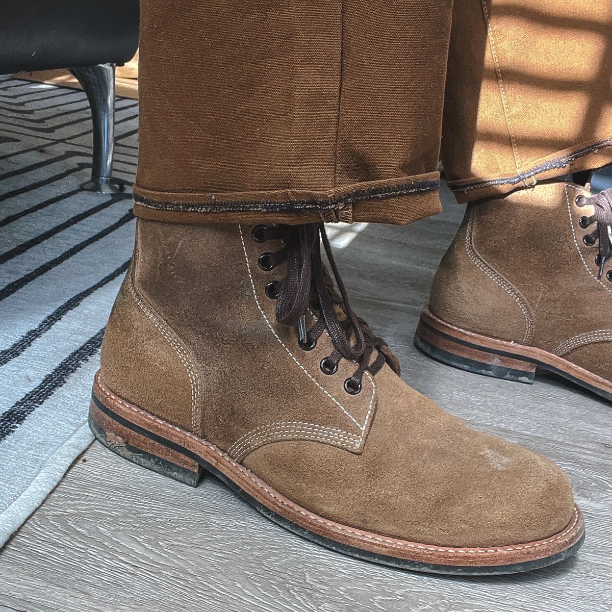 Photo by stuntman on November 20, 2023 of the Oak Street Bootmakers Field Boot in Horween Natural Chromexcel Roughout.