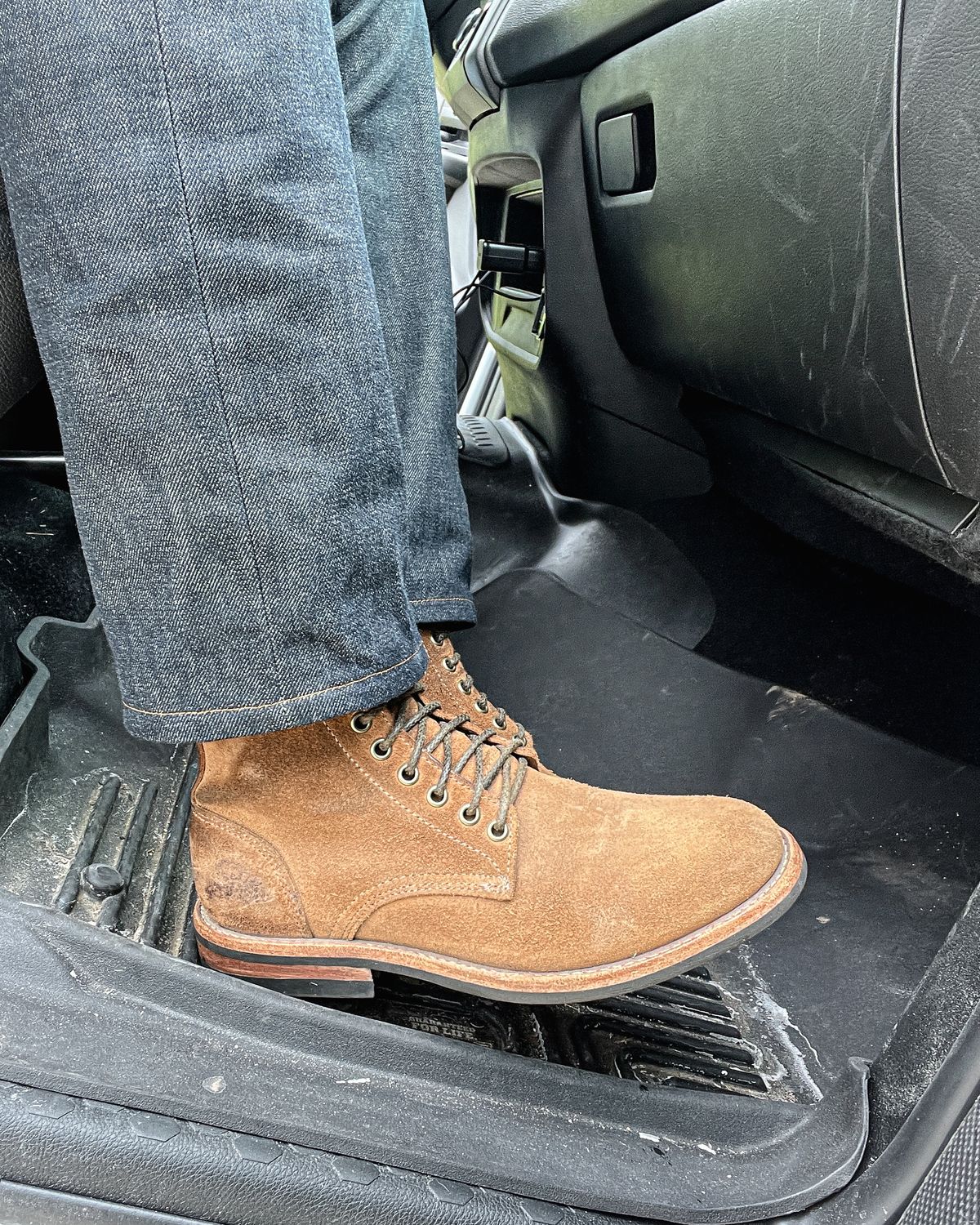 Photo by stuntman on June 26, 2024 of the Oak Street Bootmakers Trench Boot in Horween Natural Chromexcel Roughout.