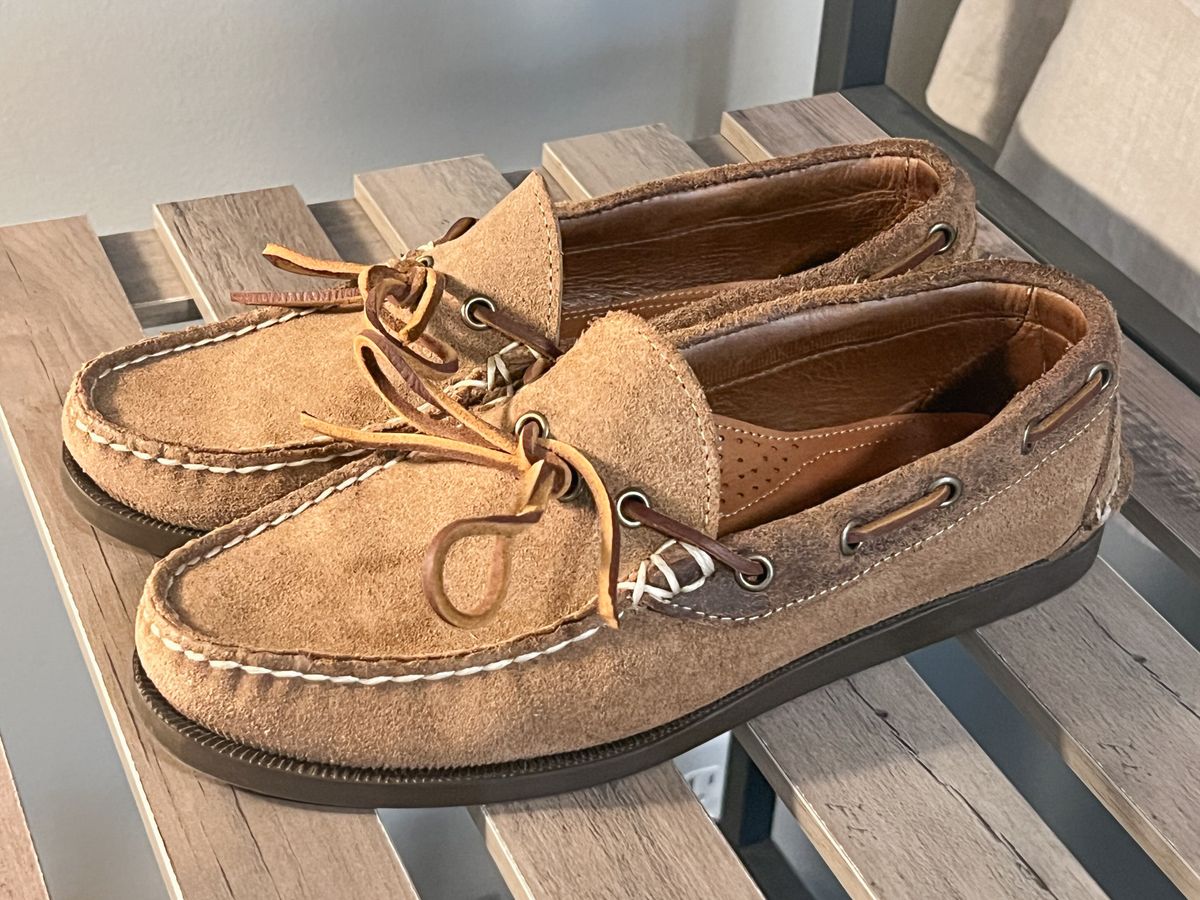 Photo by stuntman on June 20, 2024 of the Oak Street Bootmakers Camp Moc in Horween Natural Chromexcel Roughout.