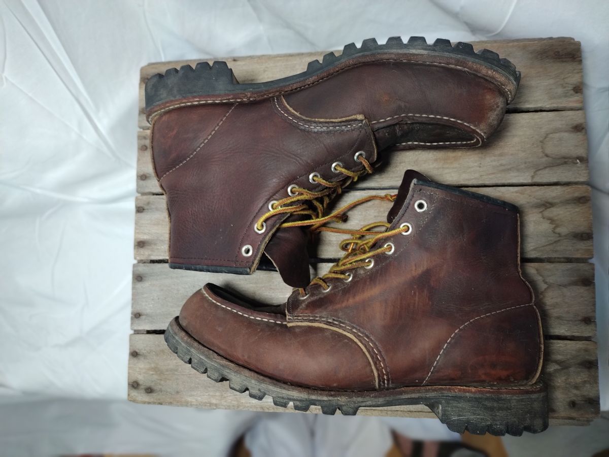 Photo by jcadamsdogtrainer on November 6, 2023 of the Red Wing Roughneck in S.B. Foot Briar Oil Slick.