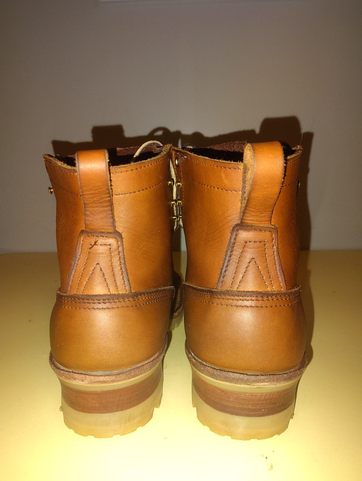 Photo by jcadamsdogtrainer on November 4, 2025 of the Nicks BuilderPro in Seidel 1964 Tan.