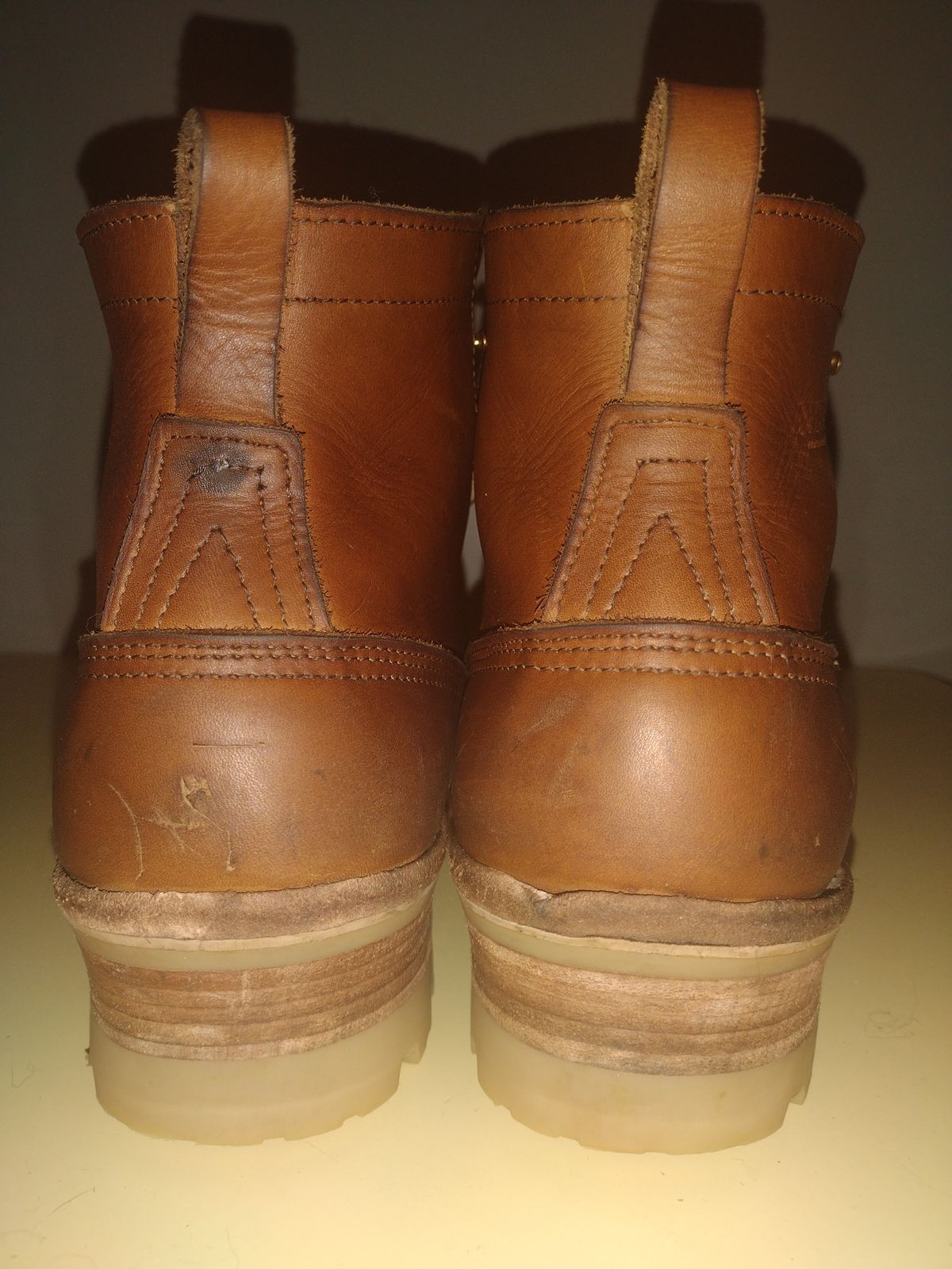 Photo by jcadamsdogtrainer on December 6, 2025 of the Nicks BuilderPro in Seidel 1964 Tan.