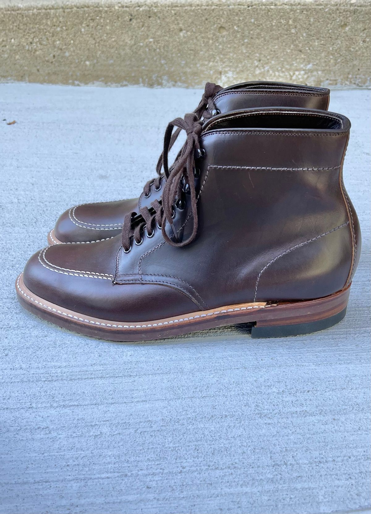 Photo by ThisIsFrankLucas on October 1, 2022 of the Alden Indy Boot in Horween Brown Chromexcel.