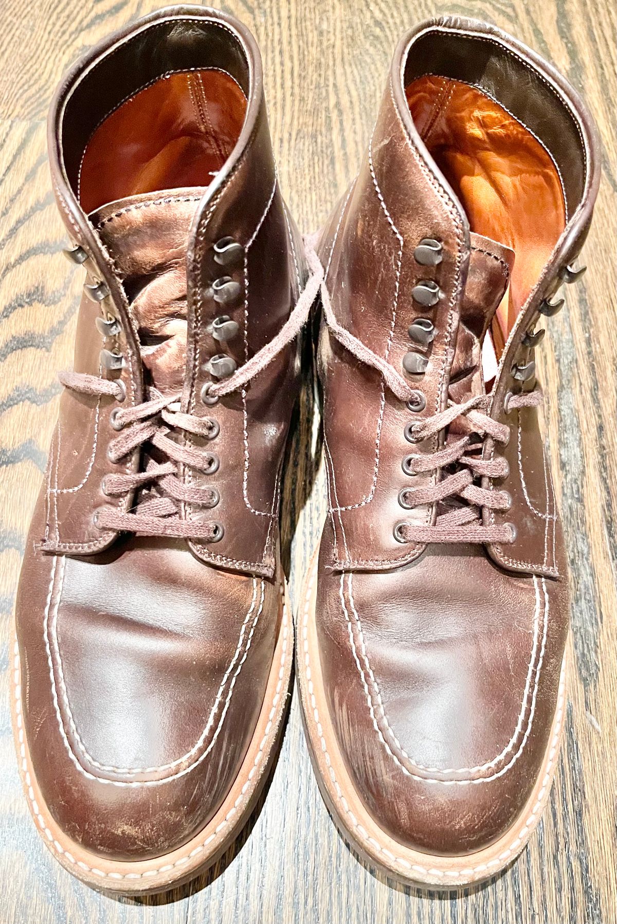 Photo by ThisIsFrankLucas on January 2, 2023 of the Alden Indy Boot in Horween Brown Chromexcel.
