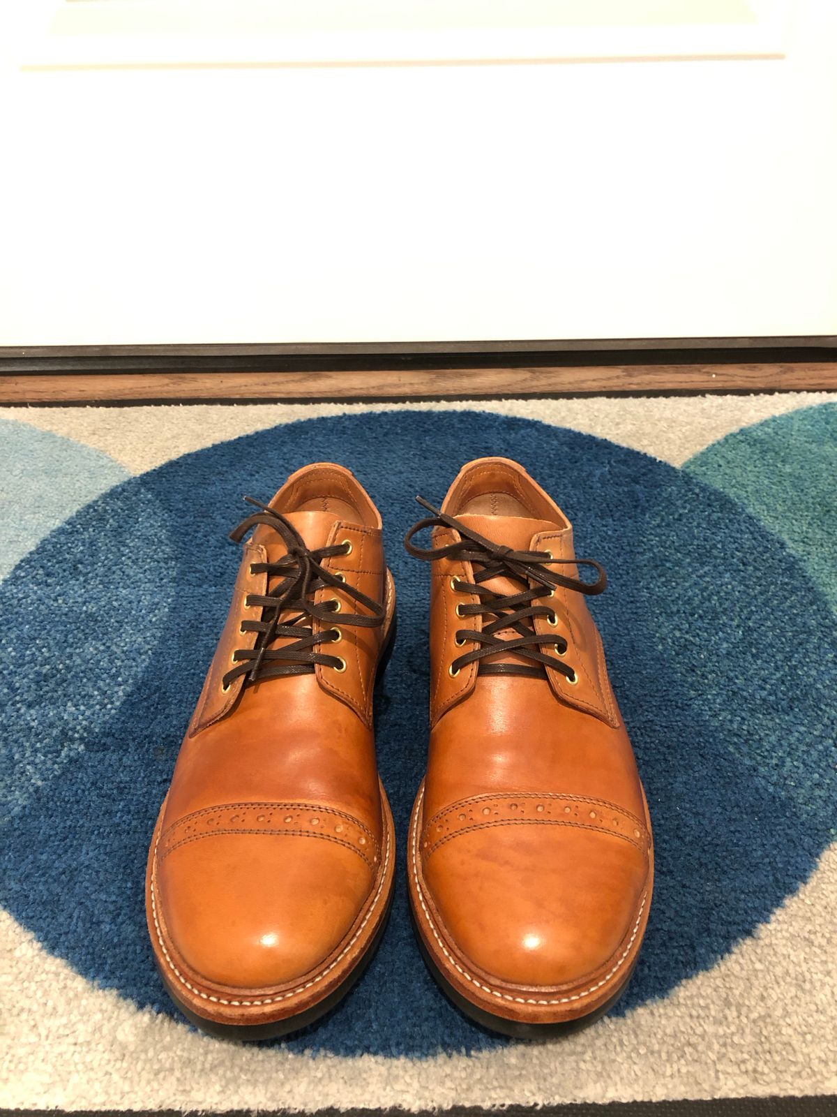 Photo by ShoebieDoobie on November 6, 2022 of the Oak Street Bootmakers Trench Oxford in Maryam Natural Horsebutt.