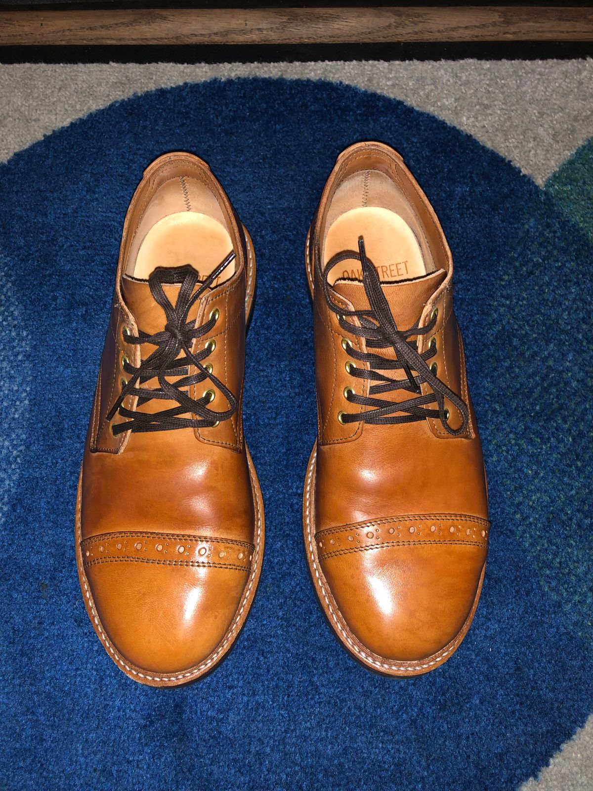 Photo by ShoebieDoobie on November 6, 2022 of the Oak Street Bootmakers Trench Oxford in Maryam Natural Horsebutt.