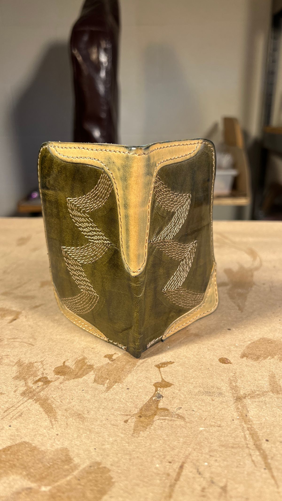 Photo by davecorey on April 5, 2026 of the Oldspeed MFG Western Wallet in Wickett & Craig Olive Traditional Harness.