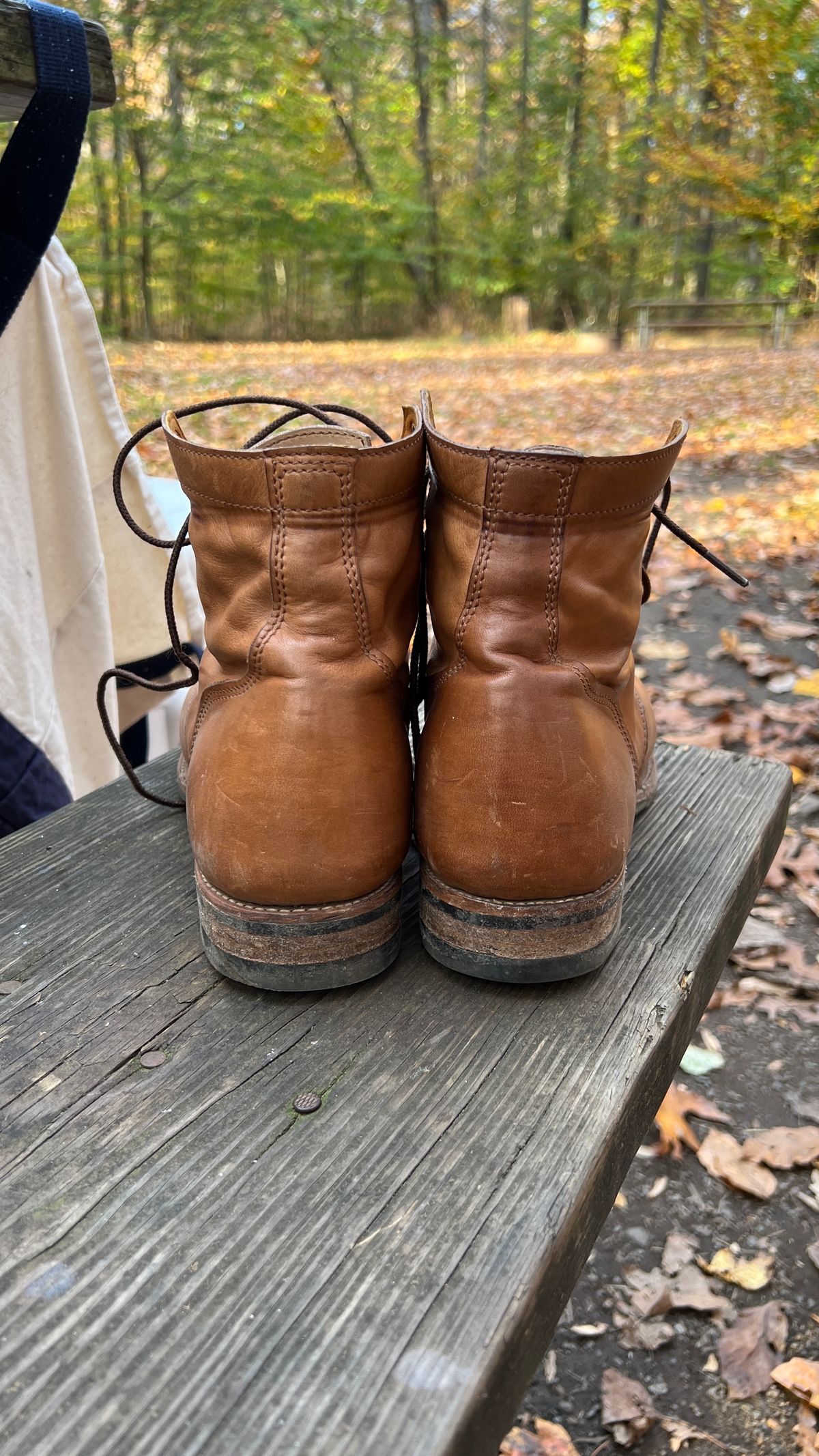 Photo by davecorey on November 5, 2023 of the Oldspeed Service Boot 6” in Horween Tan Latigo.