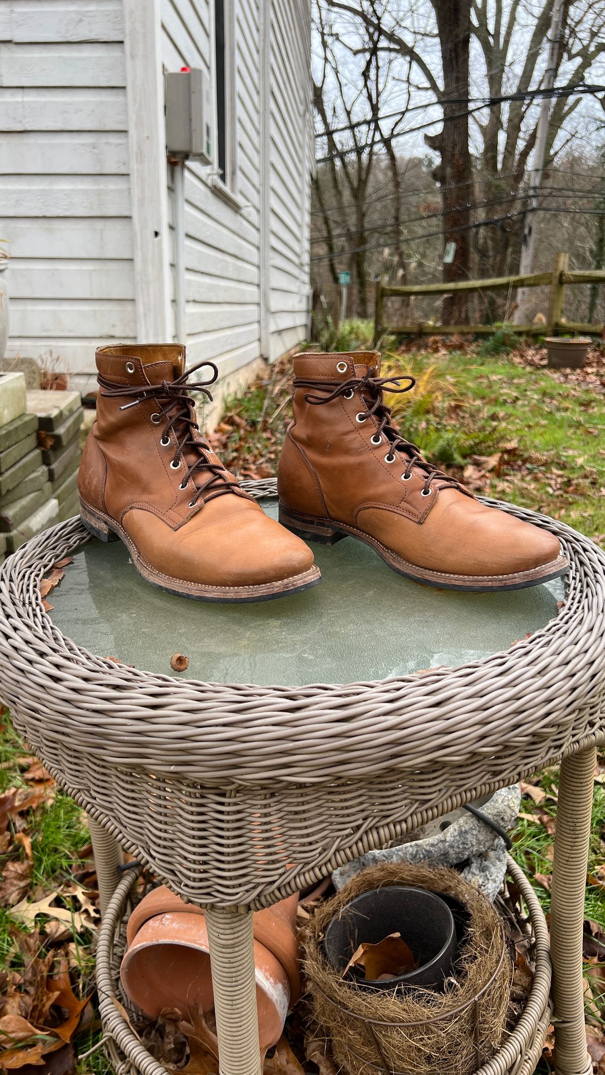 Photo by davecorey on December 4, 2023 of the Oldspeed Service Boot 6” in Horween Tan Latigo.