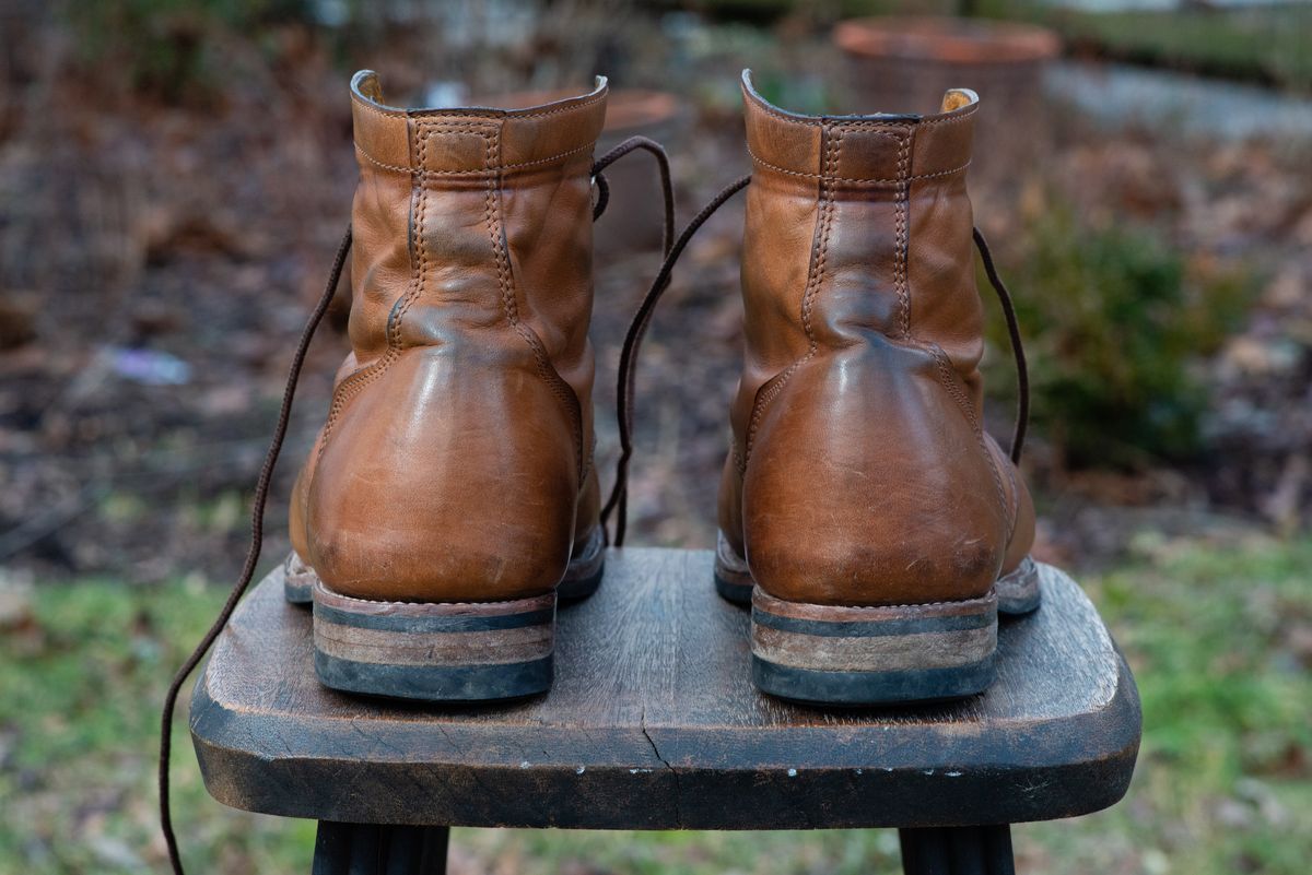 Photo by davecorey on February 1, 2024 of the Oldspeed Service Boot 6” in Horween Tan Latigo.