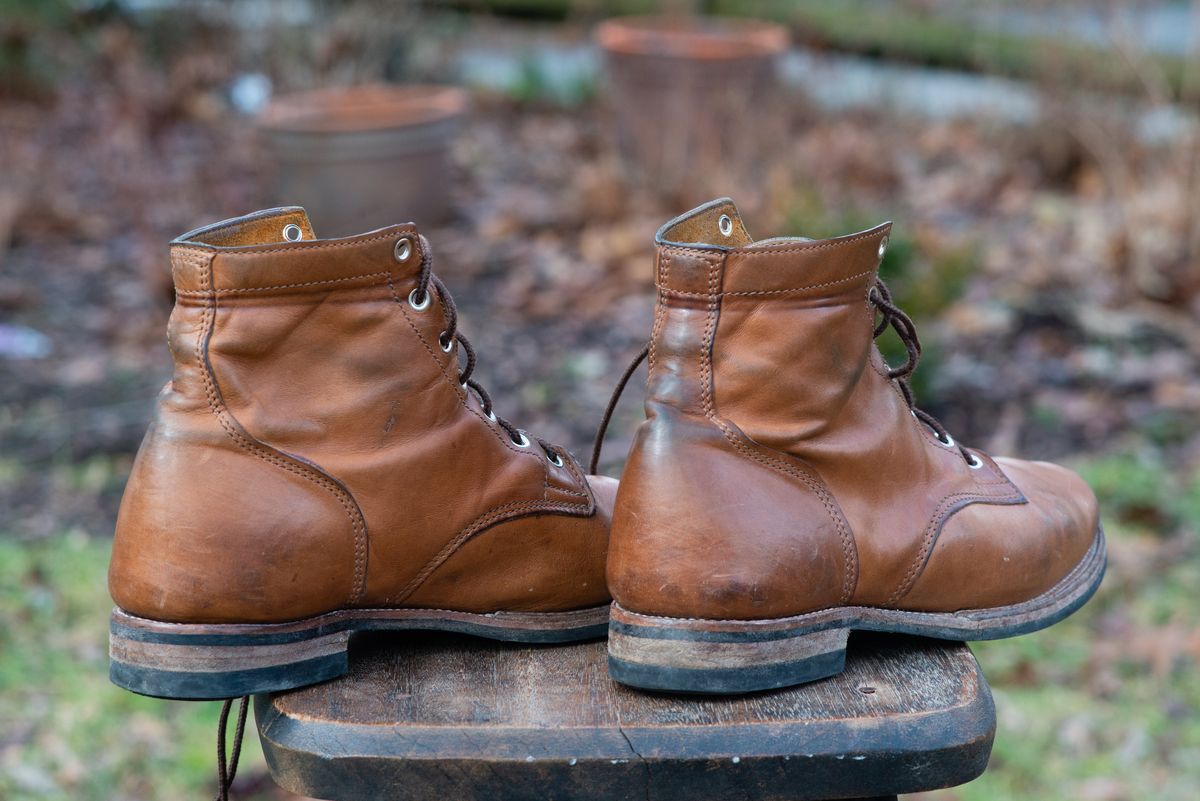Photo by davecorey on February 1, 2024 of the Oldspeed Service Boot 6” in Horween Tan Latigo.