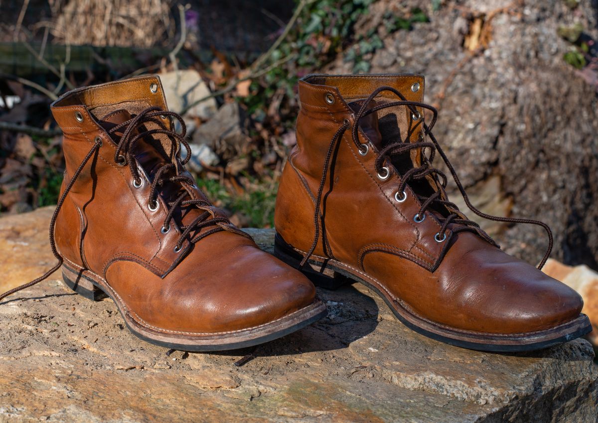 Photo by davecorey on March 3, 2024 of the Oldspeed Service Boot 6” in Horween Tan Latigo.
