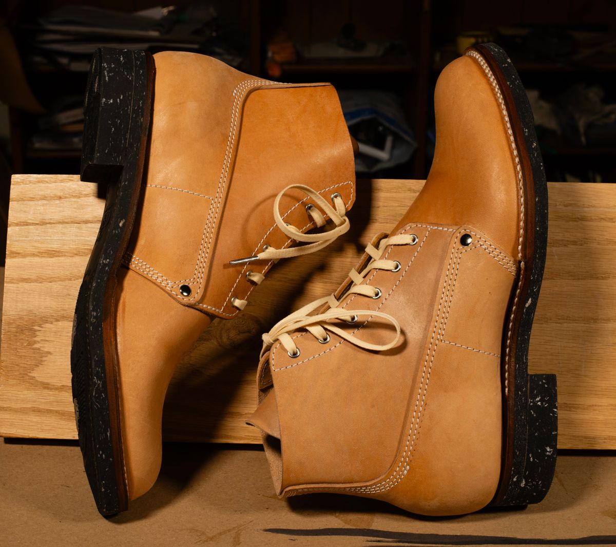 Photo by davecorey on October 17, 2025 of the Oldspeed Henry Johnson Boot in Horween Russet Horsehide Strips.