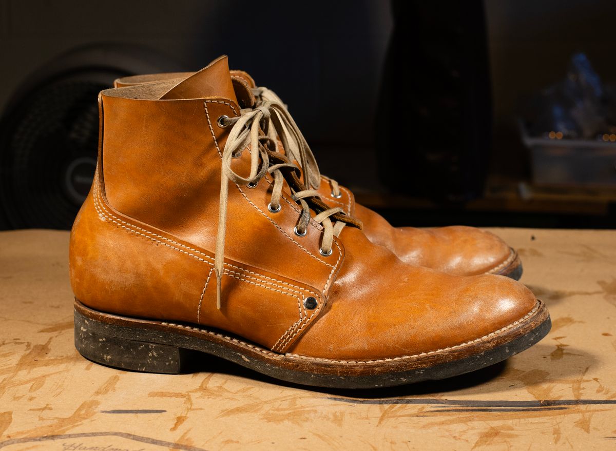 Photo by davecorey on January 6, 2026 of the Oldspeed MFG Henry Johnson Boot in Horween Russet Horsehide Strips.