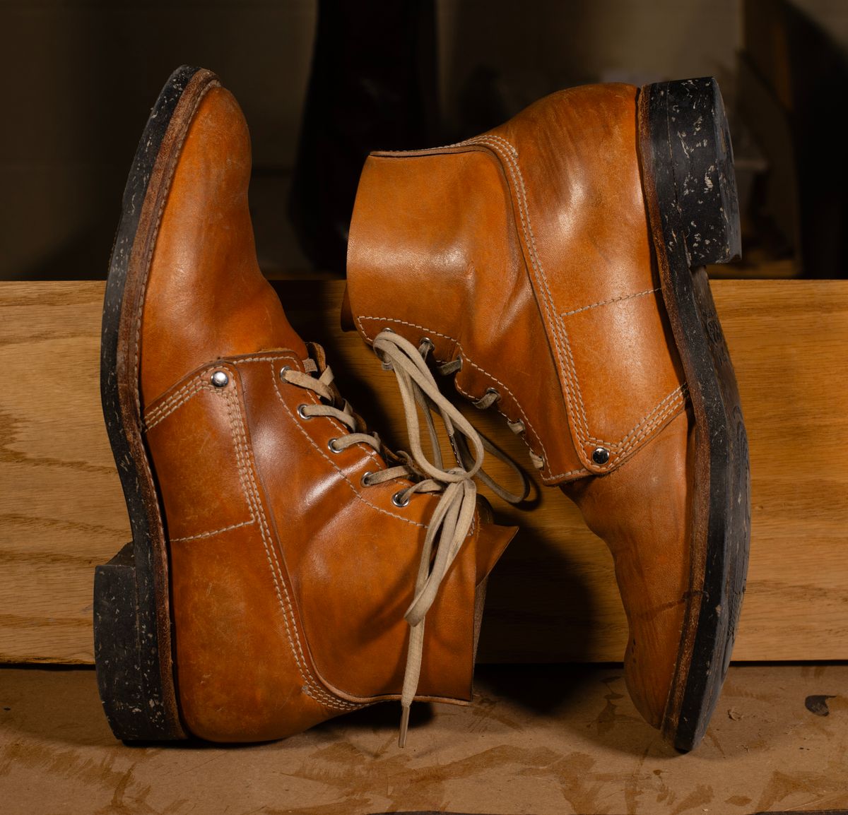 Photo by davecorey on March 5, 2026 of the Oldspeed MFG Henry Johnson Boot in Horween Russet Horsehide Strips.