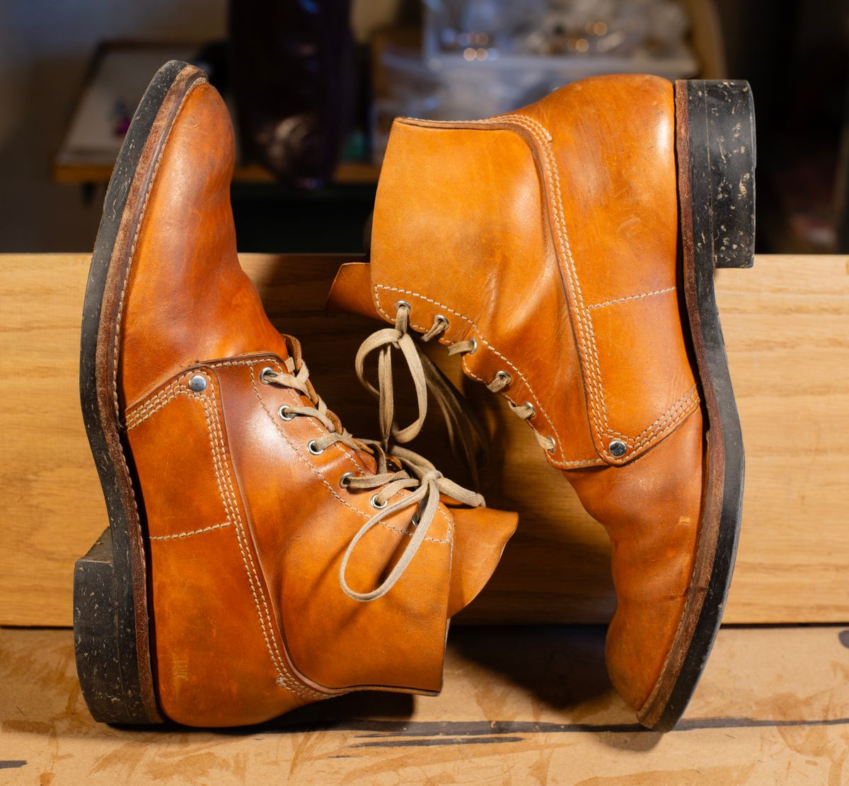 Photo by davecorey on April 2, 2026 of the Oldspeed MFG Henry Johnson Boot in Horween Russet Horsehide Strips.