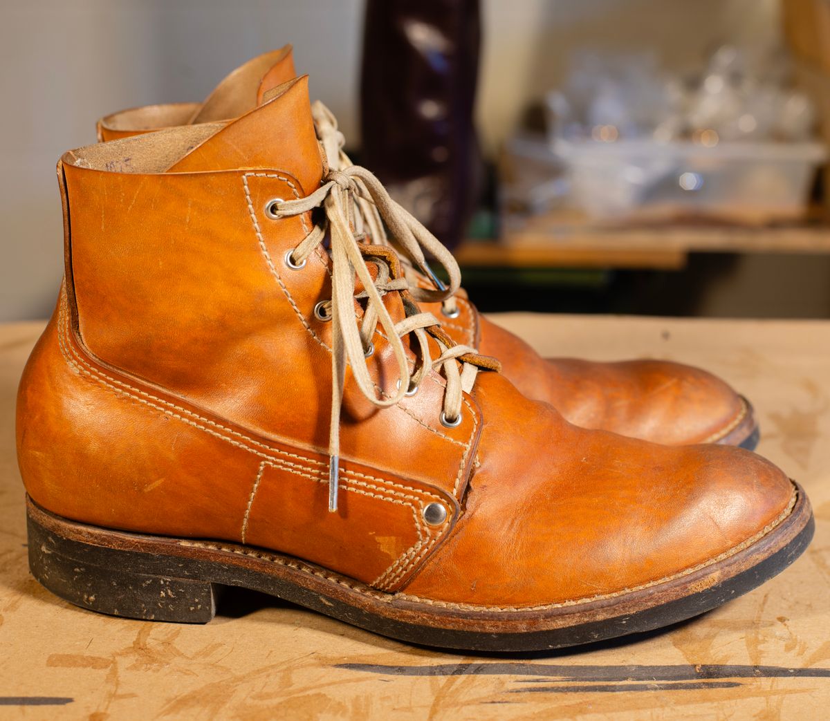 Photo by davecorey on April 2, 2026 of the Oldspeed MFG Henry Johnson Boot in Horween Russet Horsehide Strips.