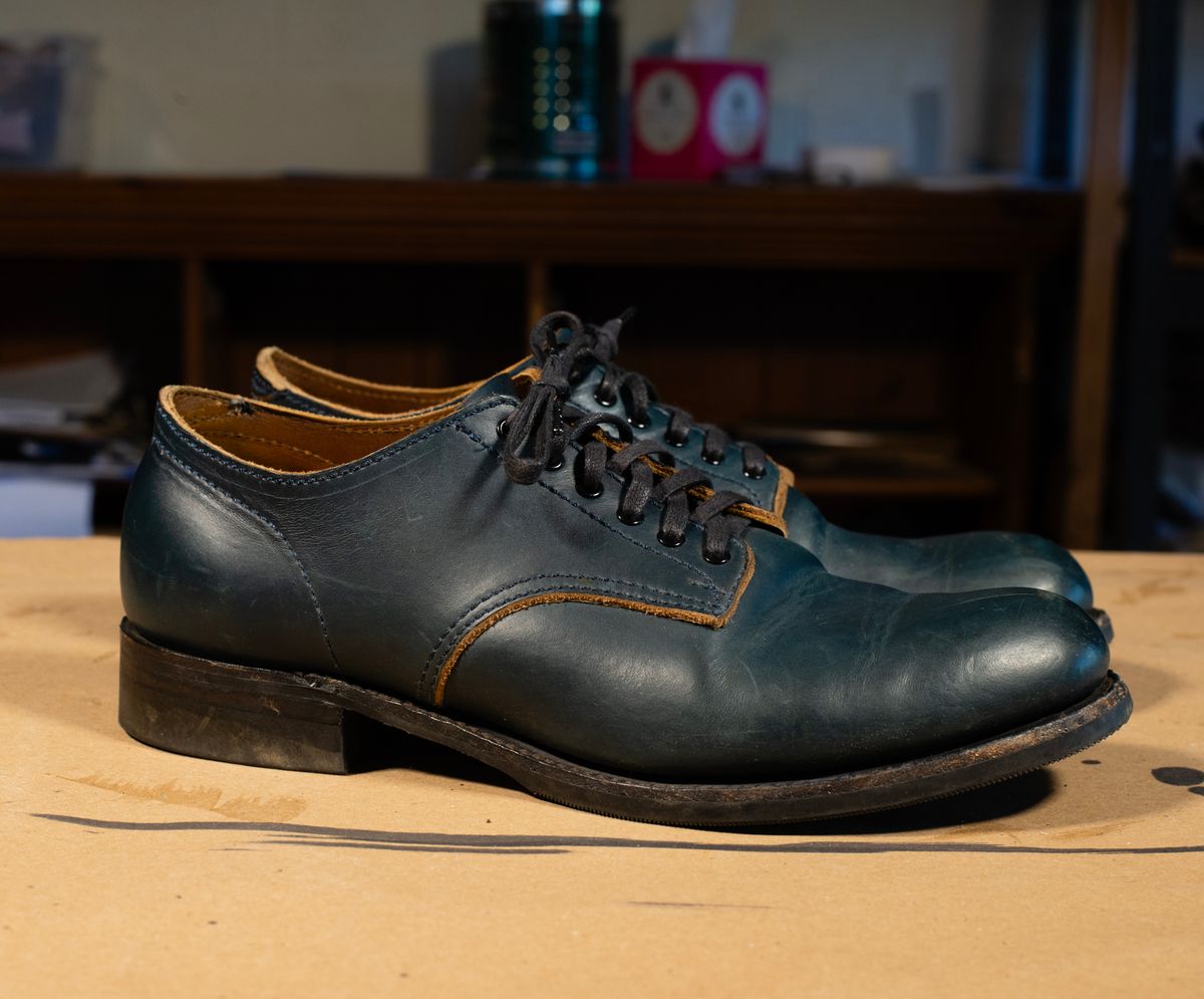 Photo by davecorey on December 4, 2025 of the Oldspeed MFG Shoe in Horween Navy Chromexcel Strips.