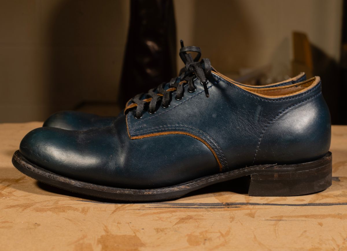Photo by davecorey on March 5, 2026 of the Oldspeed MFG Shoe in Horween Navy Chromexcel Strips.