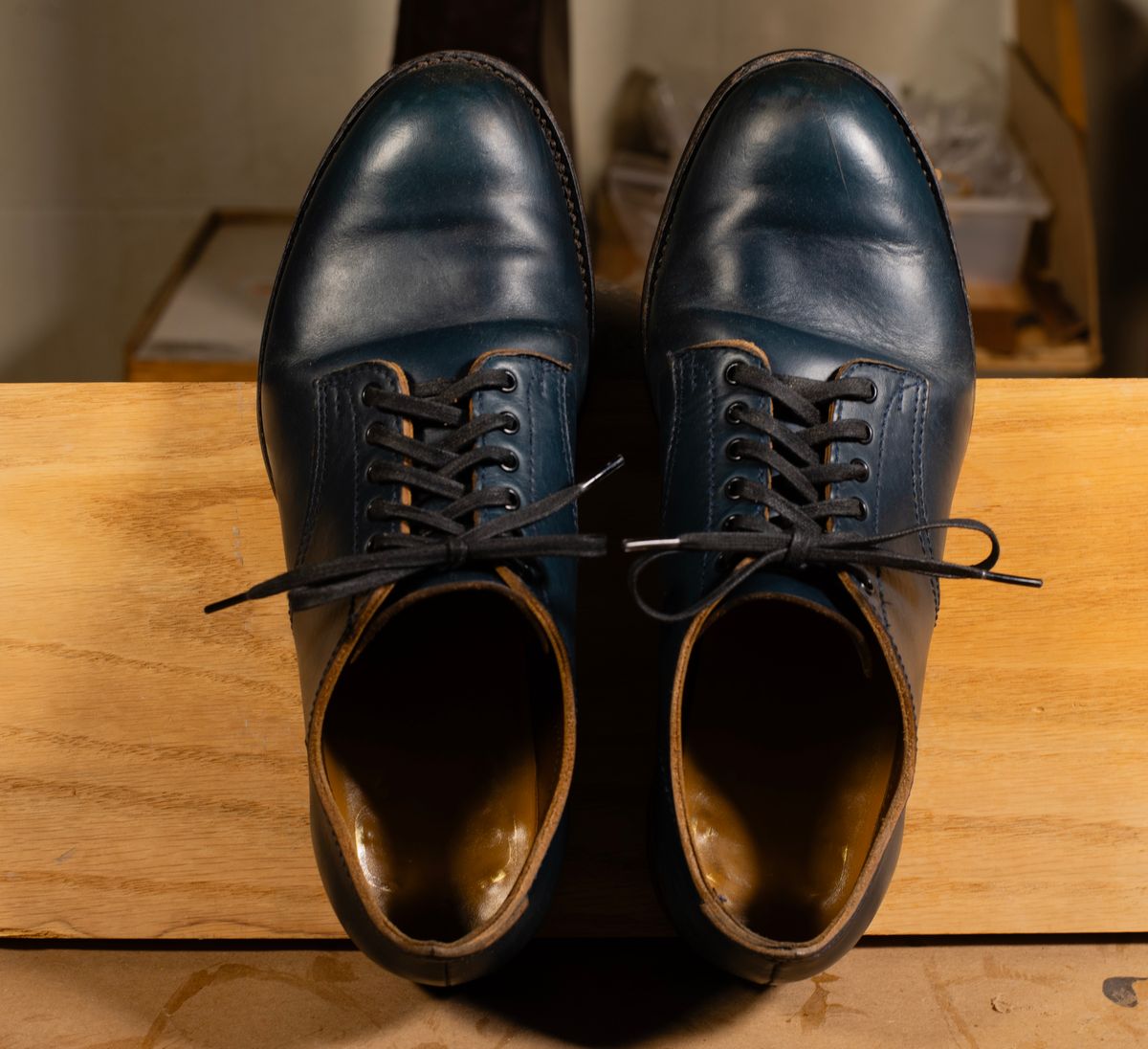 Photo by davecorey on March 5, 2026 of the Oldspeed MFG Shoe in Horween Navy Chromexcel Strips.