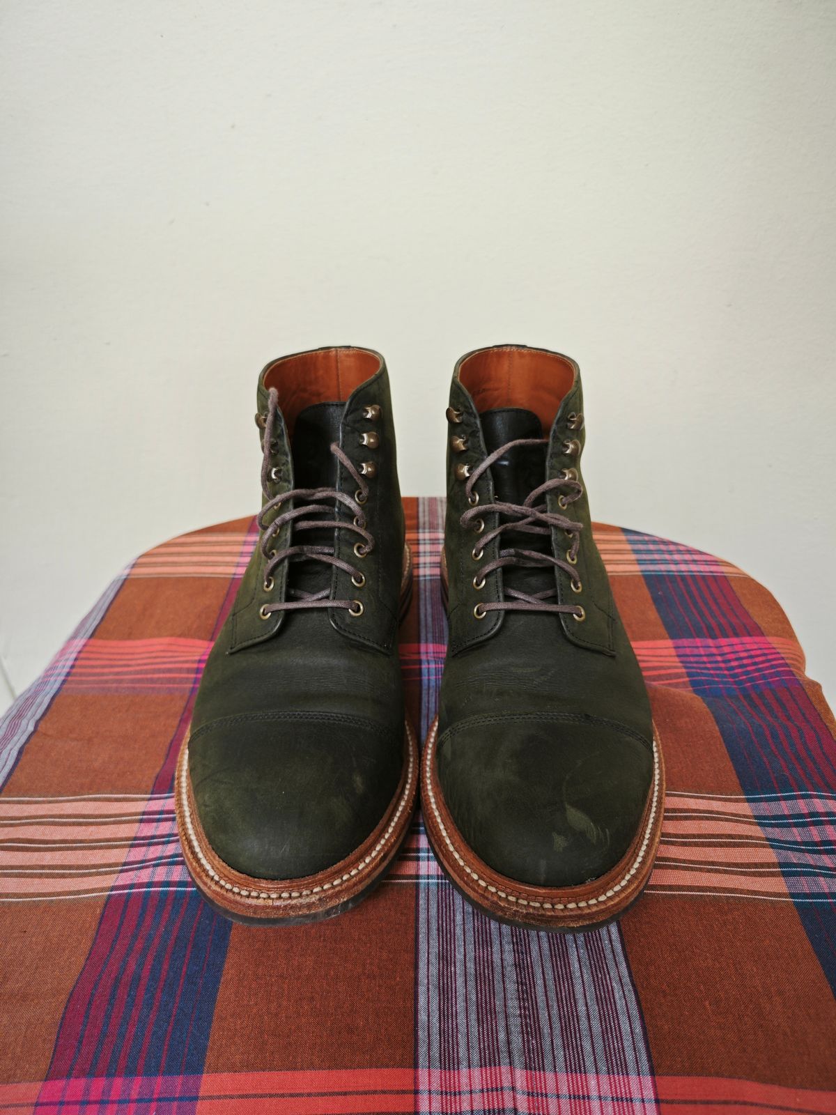 Photo by iMail on November 1, 2023 of the Grant Stone Cap Toe Boot in C.F. Stead Forest Kudu.