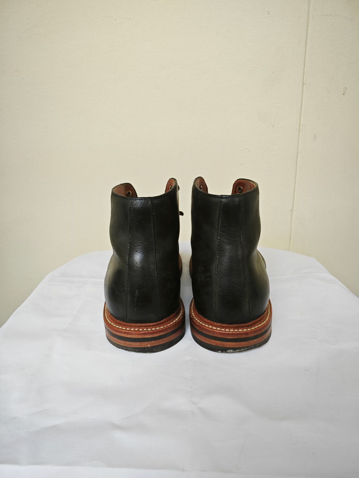 Photo by iMail on December 2, 2023 of the Grant Stone Cap Toe Boot in C.F. Stead Forest Kudu.