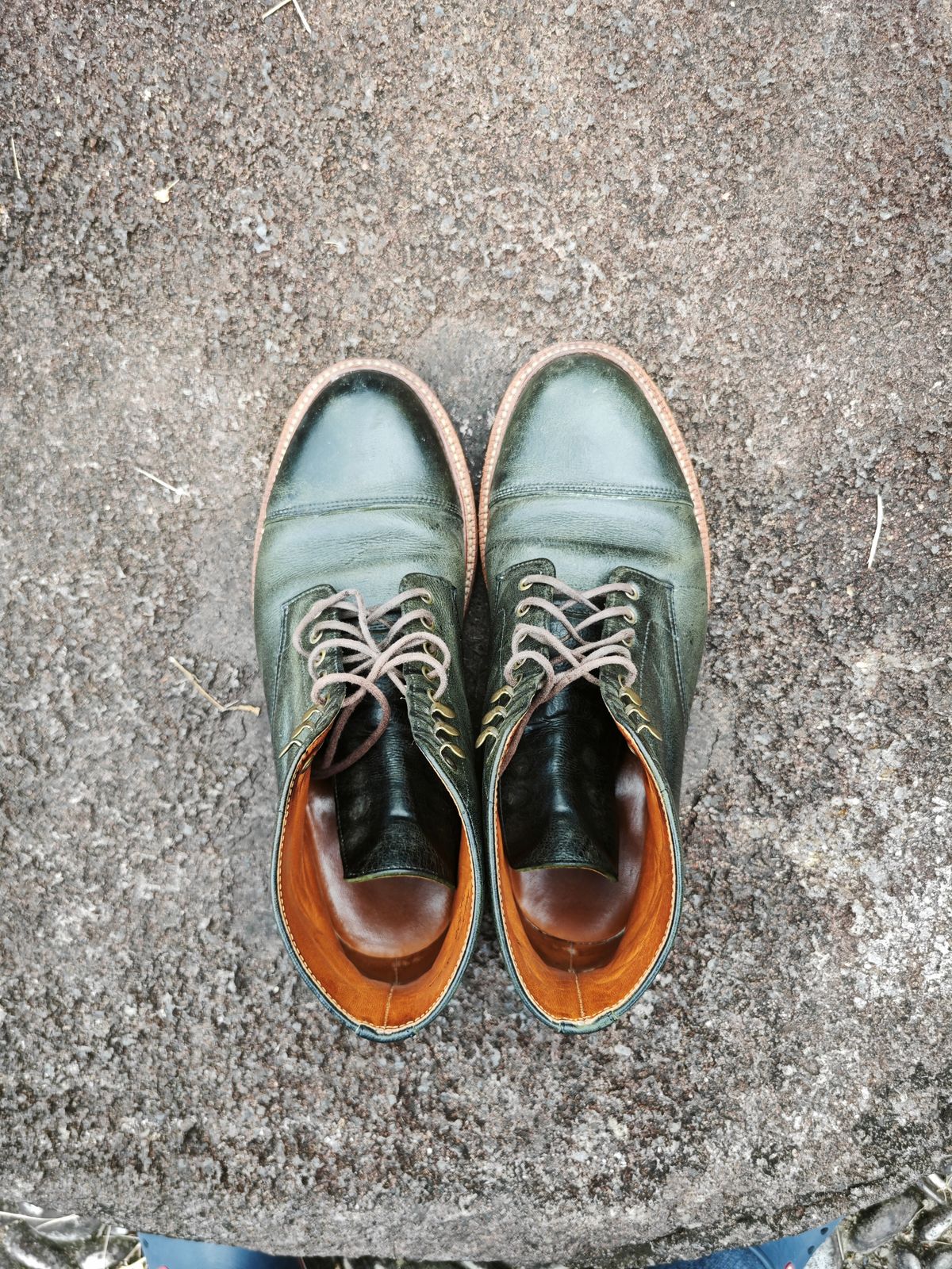 Photo by iMail on February 2, 2024 of the Grant Stone Cap Toe Boot in C.F. Stead Forest Kudu.