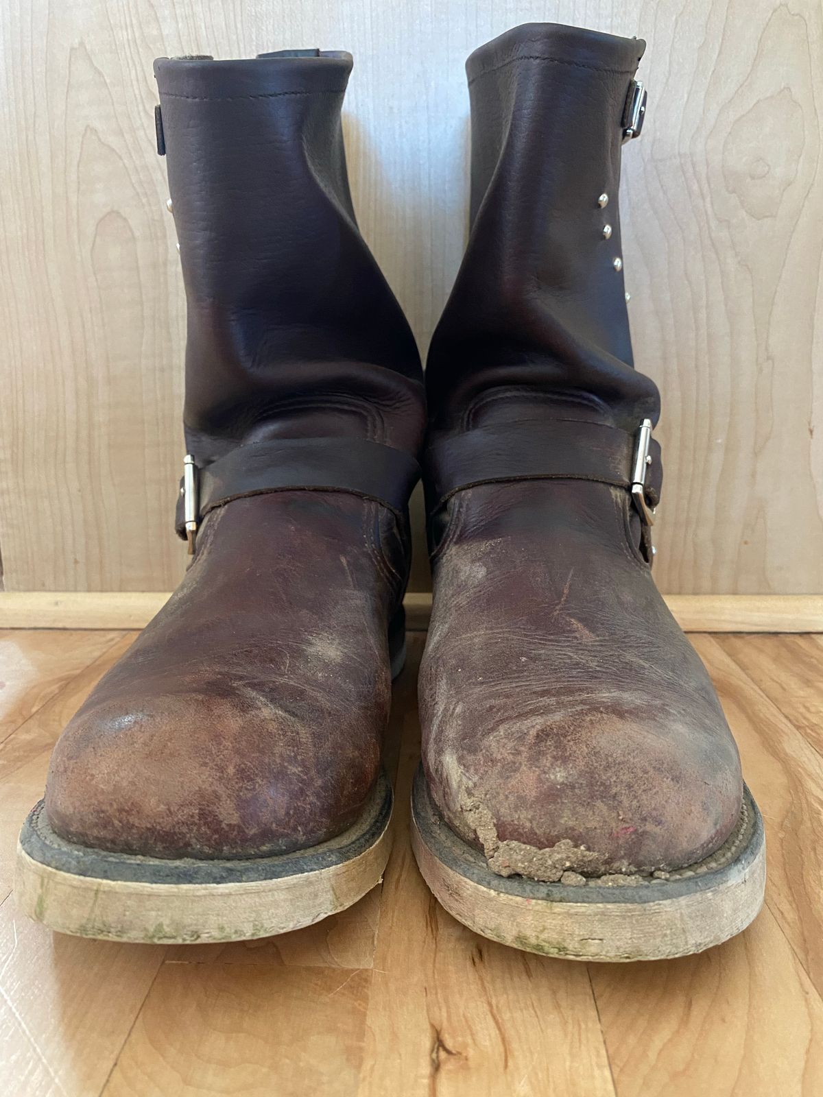 Photo by Epicarc on November 5, 2022 of the Red Wing Unlisted Model in S.B. Foot Briar Oil Slick.