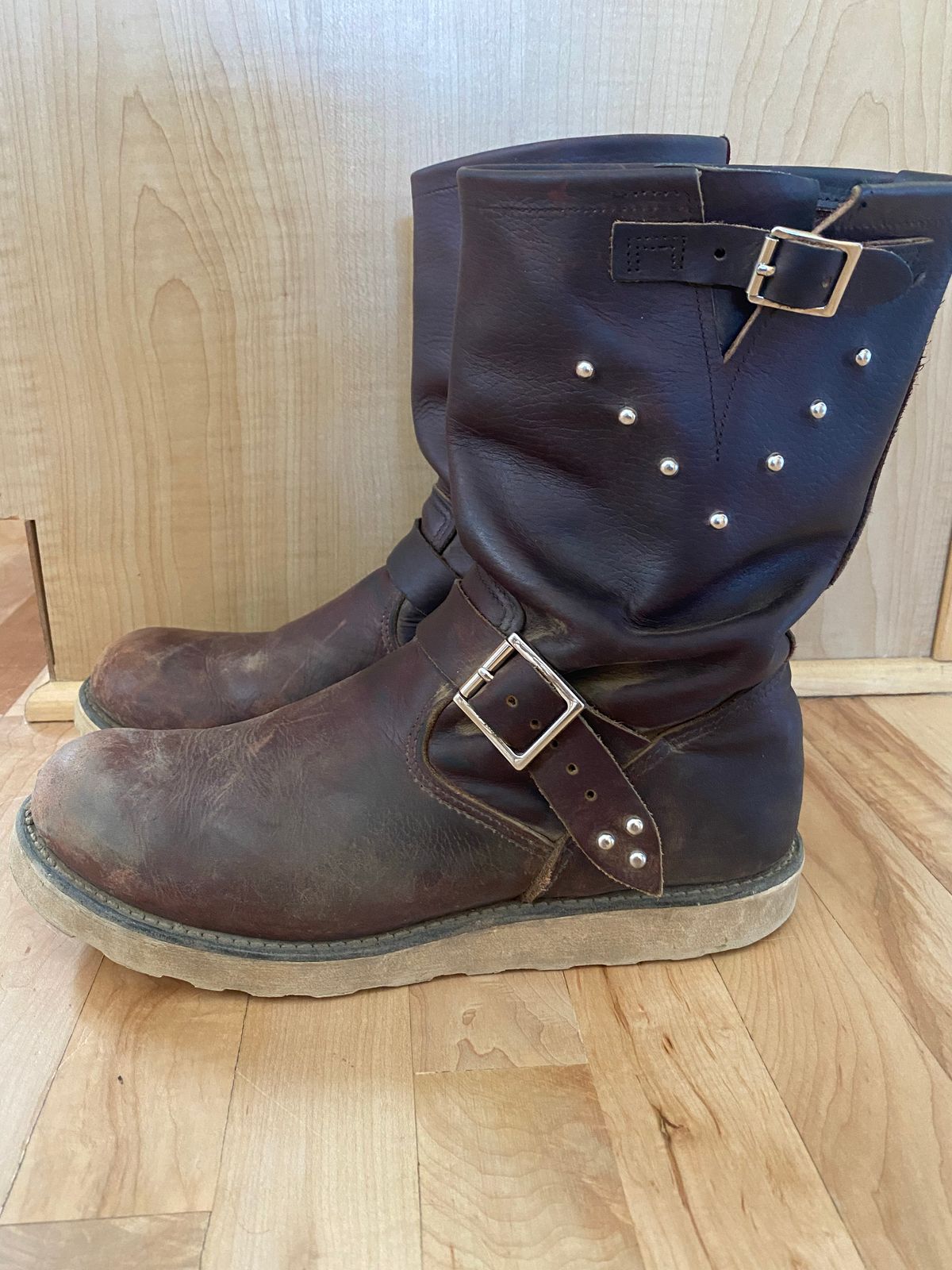 Photo by Epicarc on November 5, 2022 of the Red Wing Unlisted Model in S.B. Foot Briar Oil Slick.