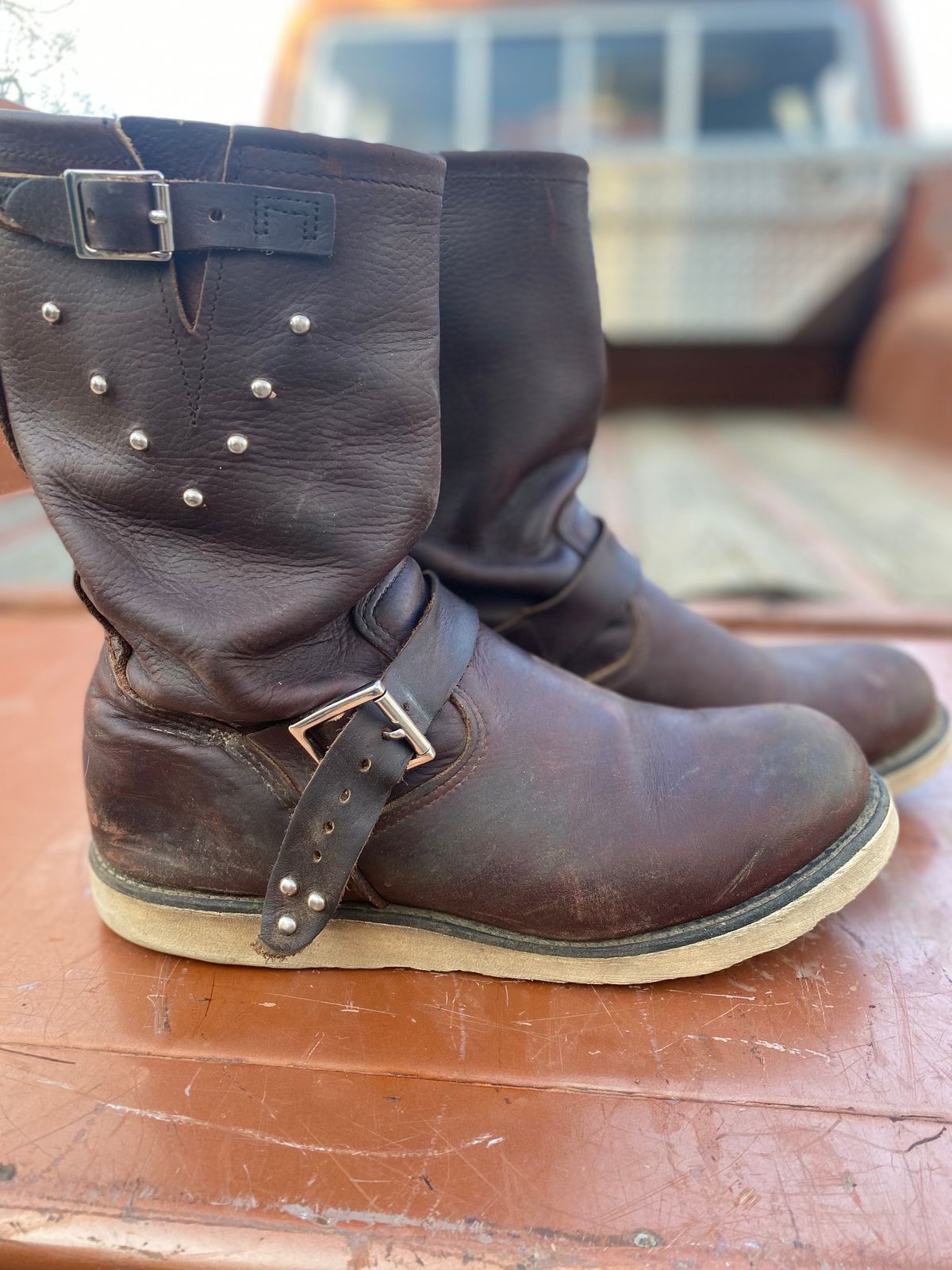 Photo by Epicarc on December 3, 2022 of the Red Wing Unlisted Model in S.B. Foot Briar Oil Slick.