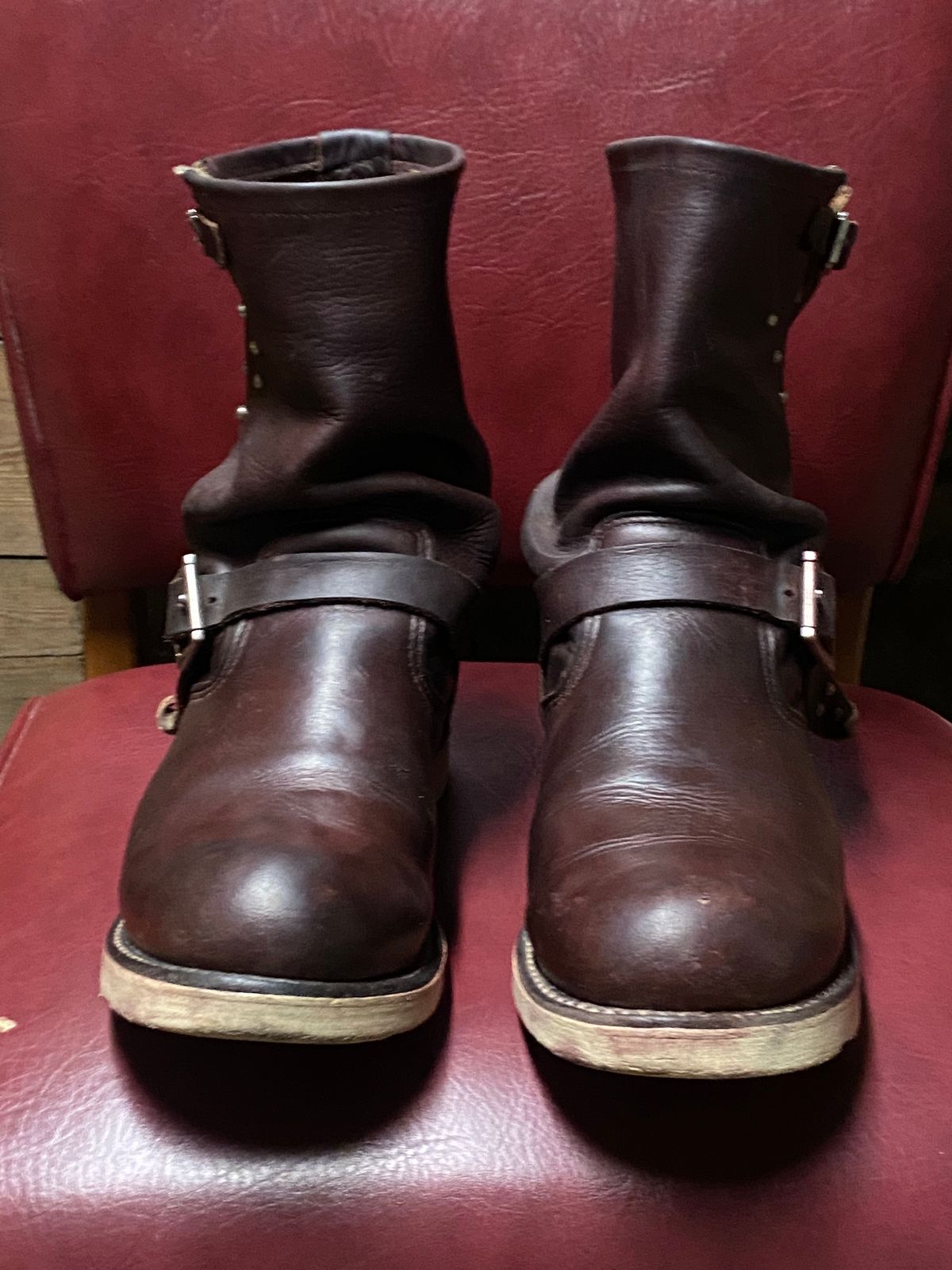 Photo by Epicarc on February 1, 2023 of the Red Wing Unlisted Model in S.B. Foot Briar Oil Slick.