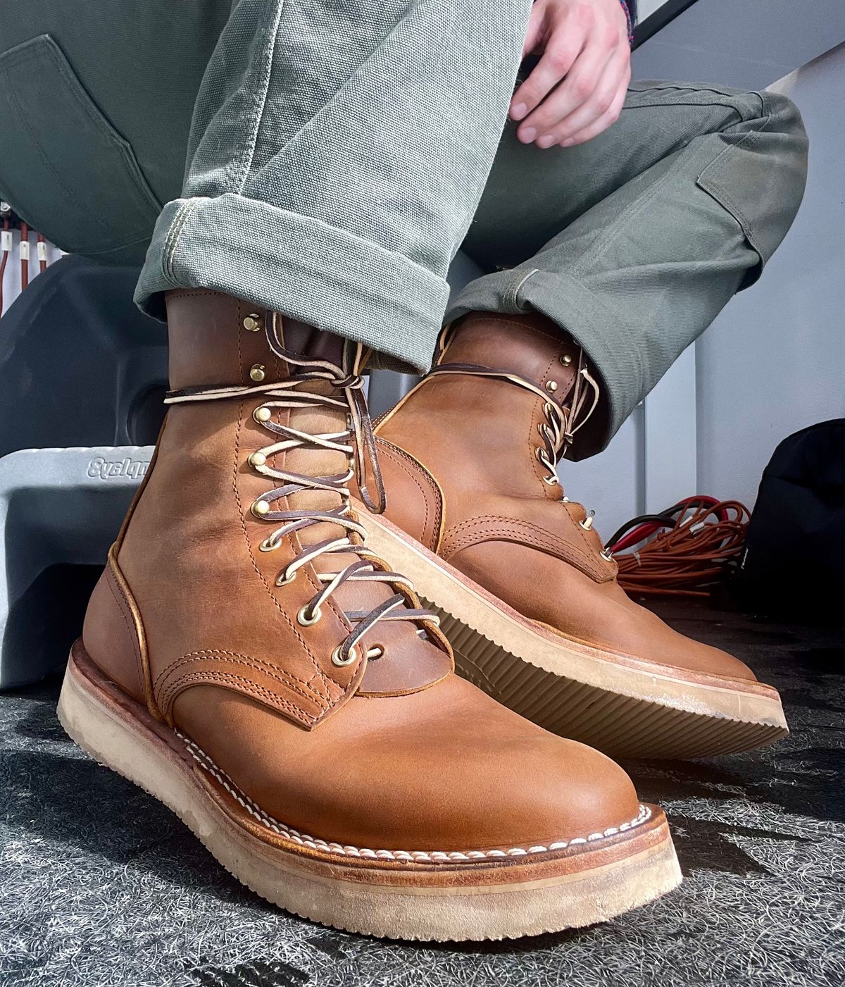 Photo by deadyounglings on February 19, 2024 of the Nicks Traveler in Horween Orange Predator.