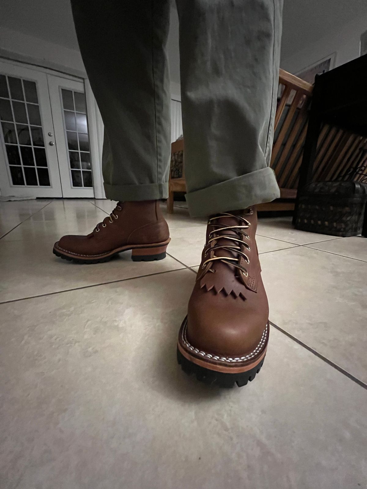 Photo by Wholian on November 1, 2022 of the Nicks BuilderPro in Seidel 1964 Brown.