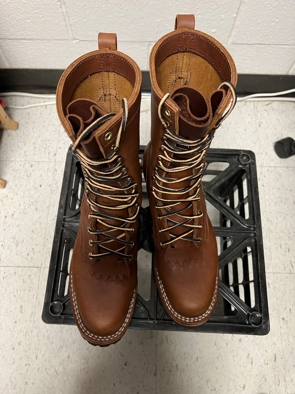 Photo by Wholian on November 1, 2022 of the Nicks BuilderPro in Seidel 1964 Brown.