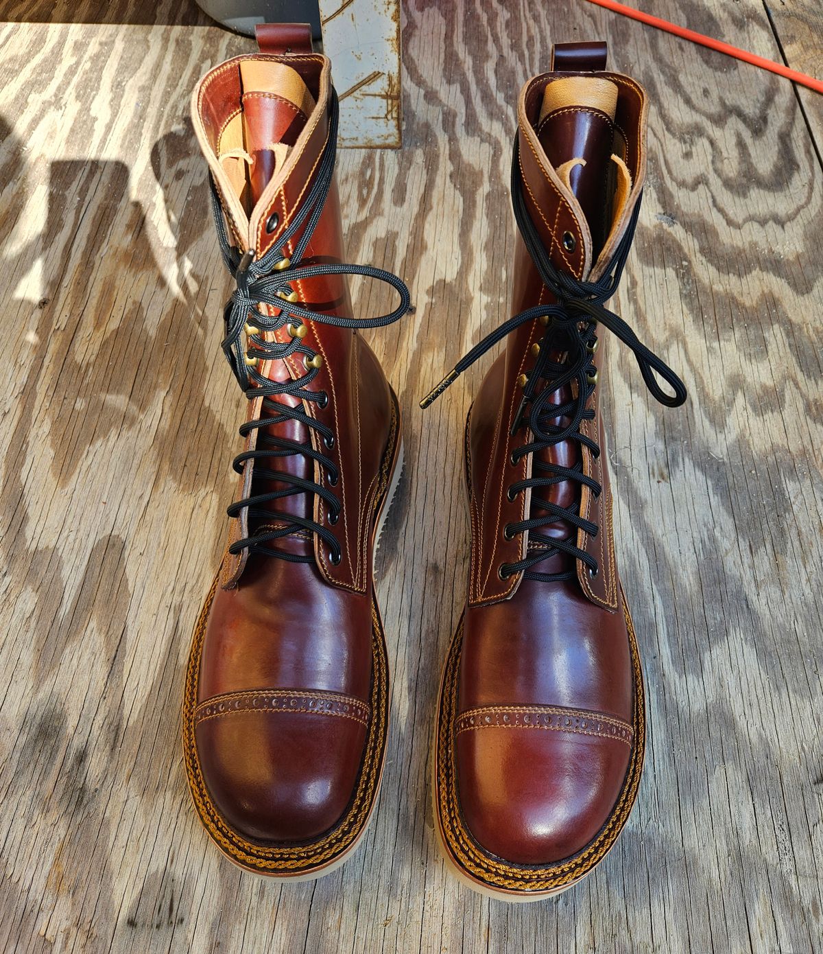 Photo by RaTiOnCrItOP on August 21, 2025 of the Caswell Boot Company Caswell x Fortis in Horween Garnet Shell Cordovan.